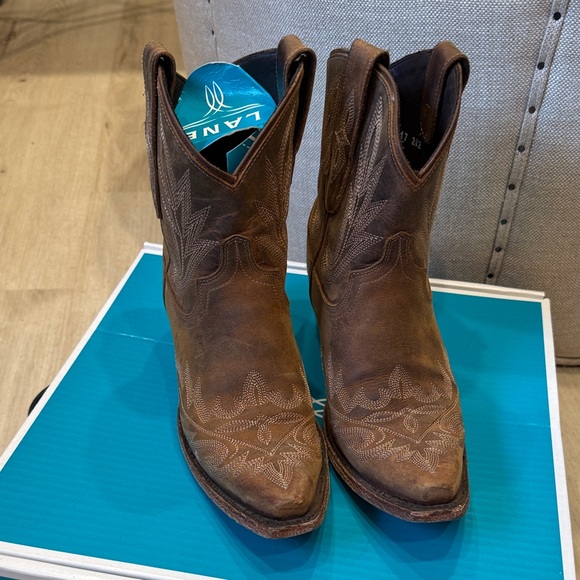 Brown Leather Western Boot - Picture 2 of 5